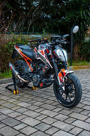 KTM Duke 125