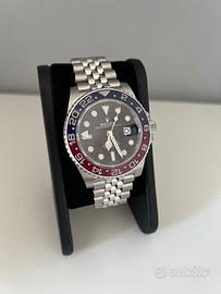 Rolex GMT MASTER II "PEPSI"
