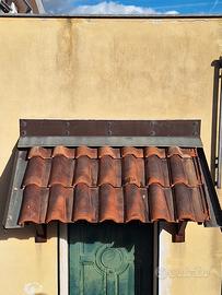 Tettoia per porta d'ingresso 