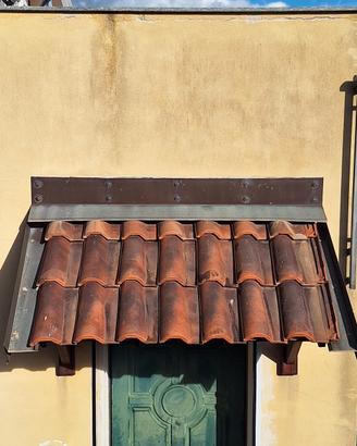 Tettoia per porta d'ingresso 