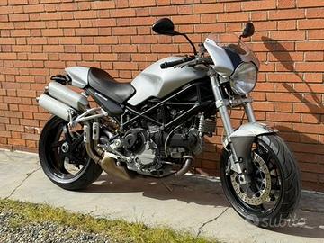DUCATI Monster S2r1000 da collezionisti