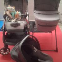 Trio inglesina aptica