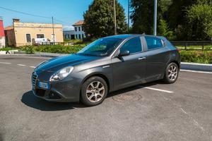 Alfa Romeo Giulietta Venduta per trasferimento 