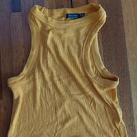 Top Bershka taglia S colore Giallo ocra 