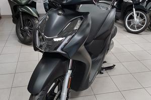 Qj Motor SQ 200 bauletto e parabrezza inclusi