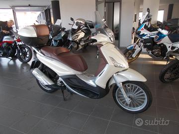 Piaggio Beverly 300 i.e. .