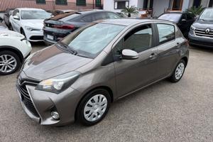Toyota Yaris 1.0 5 porte Lounge Perfetta