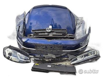 AUDI Q5 80A Restyling 2020 - L Parte anteriore com