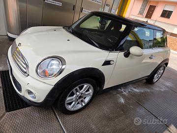 Mini Cooper 1.6 tdi 110 Cv 2011