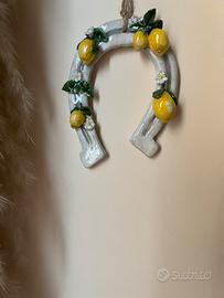 Decorazione parete casa nuova ferro di cavallo