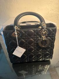Lady Dior Medium nera