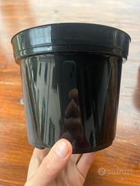 Vasi neri ARCA diametro 14 cm plastica