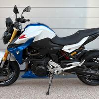 bmw f 900 r  sport