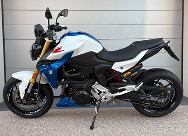bmw f 900 r  sport