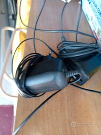 caricabatteria per cellulari vecchi