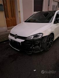 Golf 7 leggi descrizione