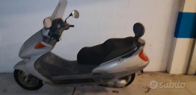 scooter HONDA Foresight 250