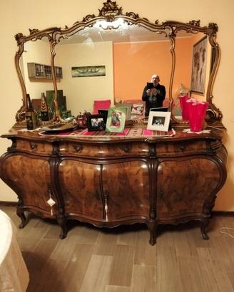 Mobile primi del '900 in radica