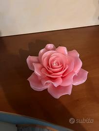 Candela a forma di rosa  nuova
