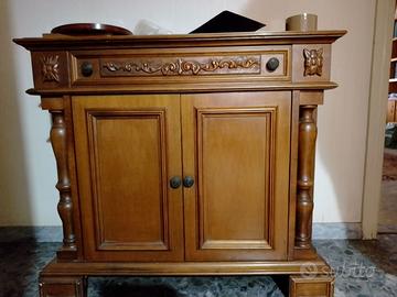 Mobiletto d'ingresso