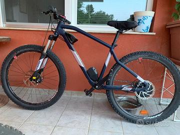 Bici elettrica Rockrider RR 500