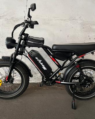 Bicicletta elettrica S8.  Fat bike