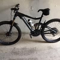 E-MTB Giant Trance E+0 2019 con due batterie.