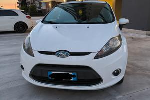 Ford Fiesta 1.25 GPL 82 cv 