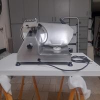 affettatrice per salumi