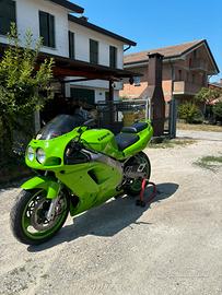 Kawasaki Zxr 750