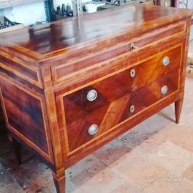 Cassettone Luigi XVI - con certificato 