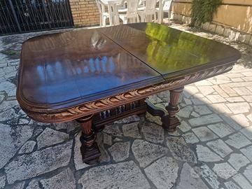 Tavolo '800 francese