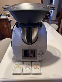 Bimby TM5 con Doppio boccale e 3 stick con ricette