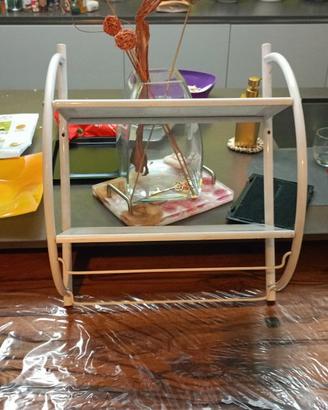 Mobiletto bianco