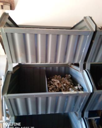 Contenitore a bocca di lupo in acciaio