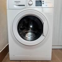 Lavatrice Hotpoint Invertmotor 8 kg