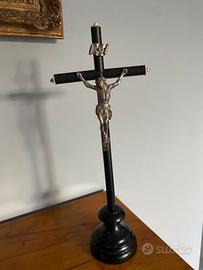 Crocefisso da tavolo antico