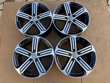 Cerchi in lega da 18 pollici per Volkswagen golf 7
