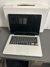 Macbook Pro 13-inch  1tb