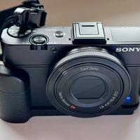 Sony DSC-RX100M2 accessoriata - solo per esperti!