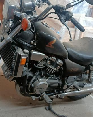 Honda VF 750c Funzionante
