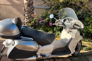 Aprilia scarabeo 500