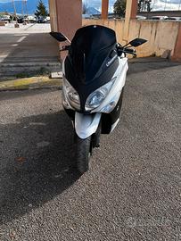 Yamaha t max 2010