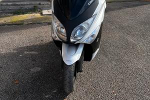 Yamaha t max 2010