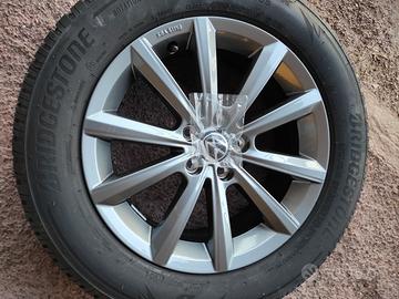 4 cerchi in lega VW con pneumatici