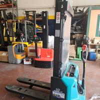 Stoccatore elettrico 1200kg