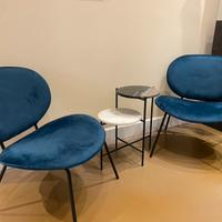 Set poltrone e tavolino da salotto