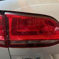 FANALE POSTERIORE SX INTERNO GOLF VII SW