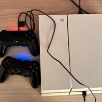 Ps4 500GB + 2 controller perfettamente funzionanti