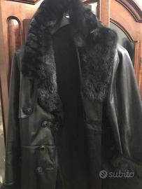 Soprabito in pelle nera con collo in marmotta